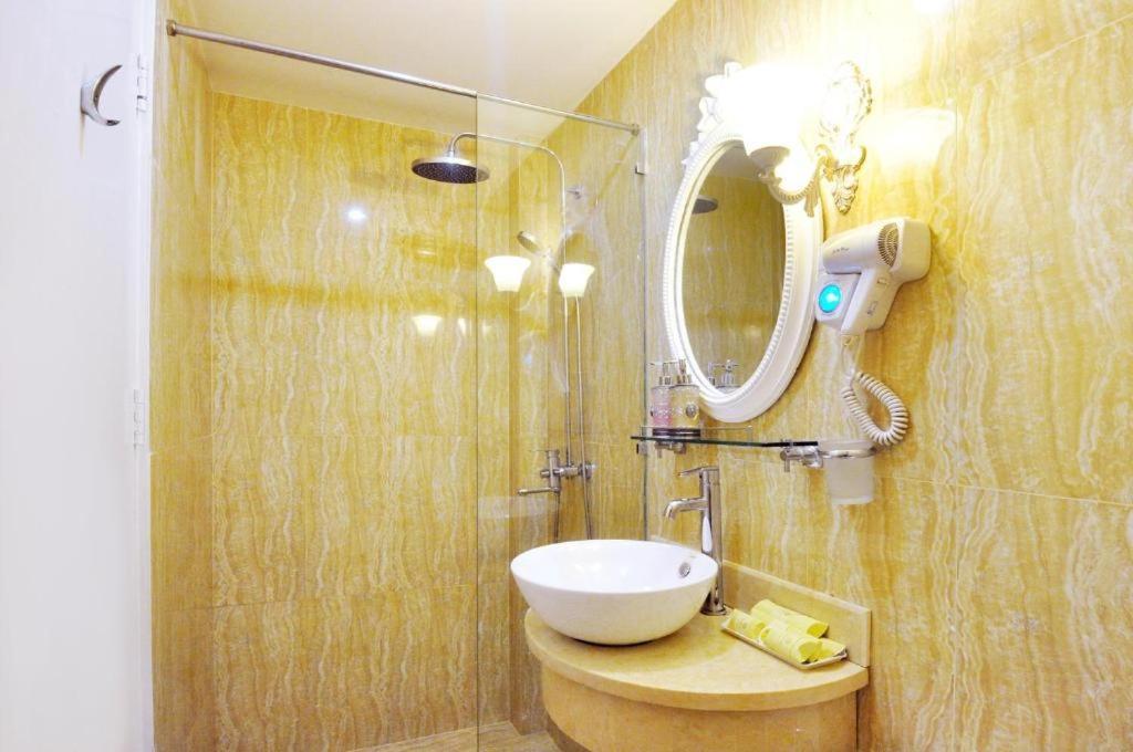 A25 Hotel - 255 Le Thanh Ton โฮจิมินห์ซิตี้ ภายนอก รูปภาพ